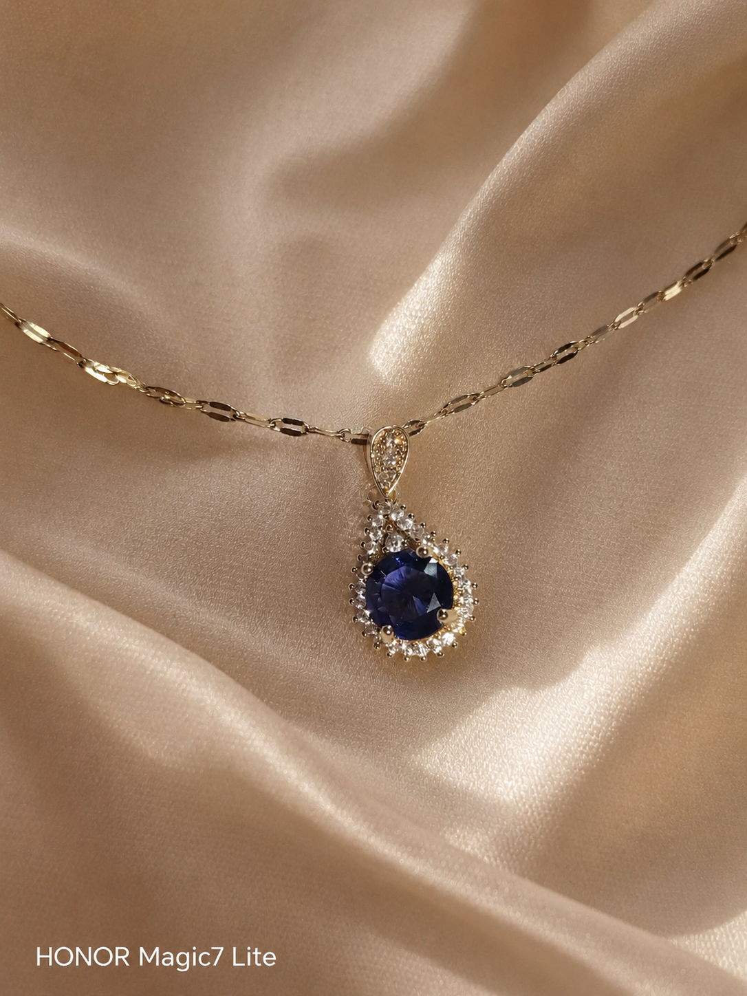 Collana Zaffiro